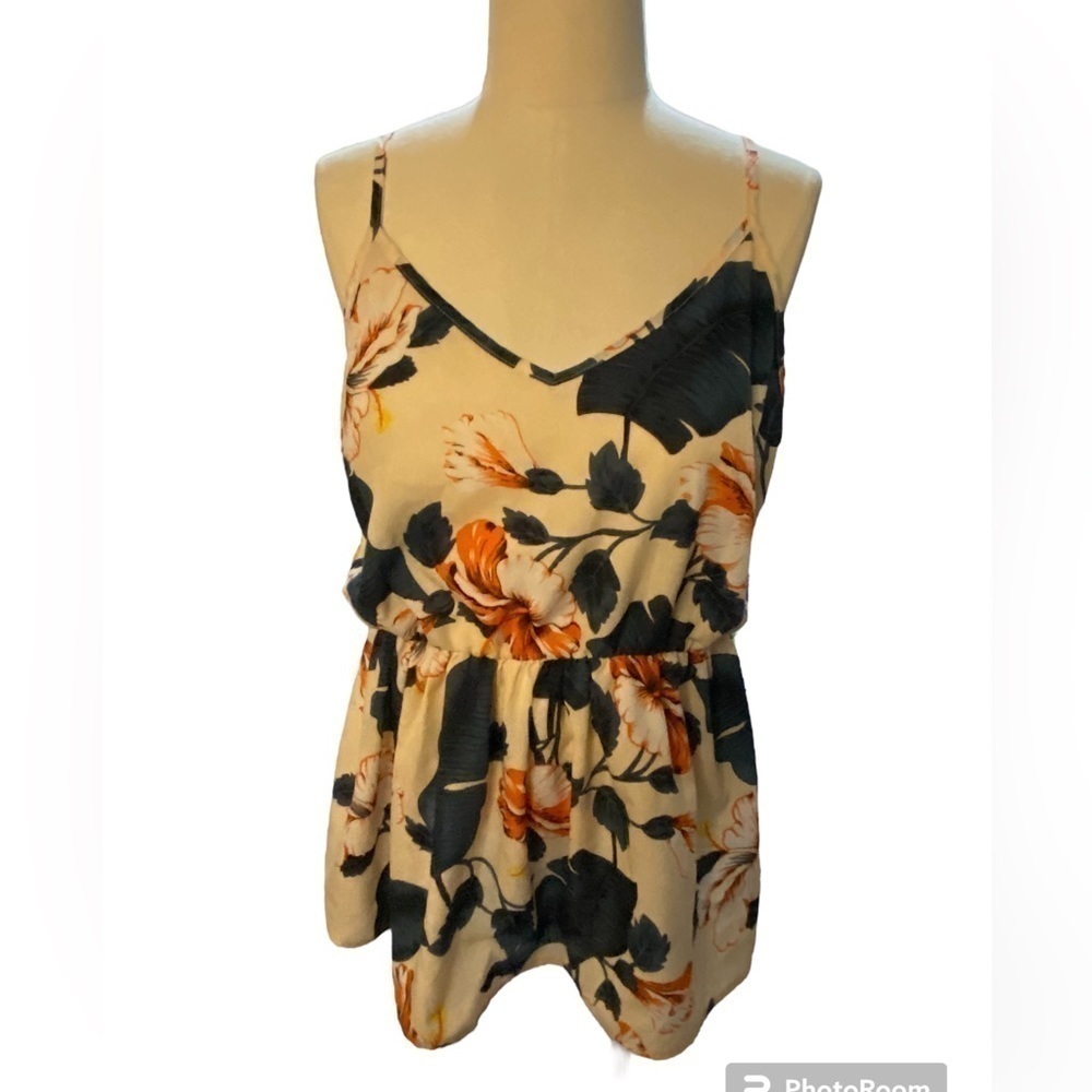 Plus Floral Ruffle Hem Cami Top - Picture 3 of 6